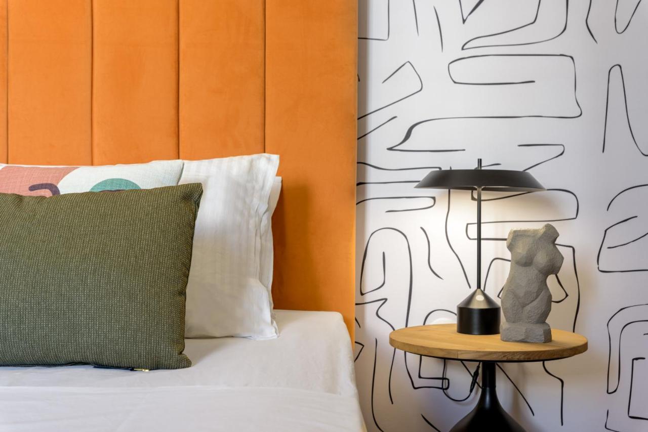 Meno Suite With Private Terrace - Jaccuzzi, Acropolis View Athens Exterior photo